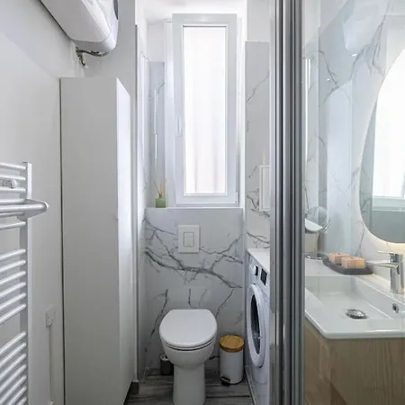 公寓 Charming Port Place Du Pin With Balcony