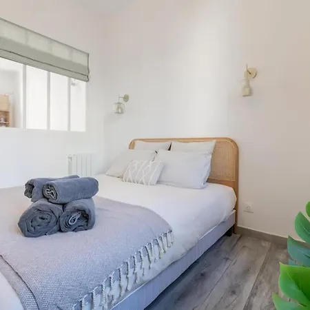 Charming Port Place Du Pin With Balcony * Niza