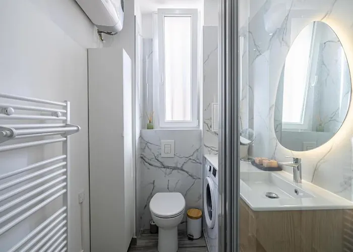 Apartamento Charming Port Place Du Pin With Balcony