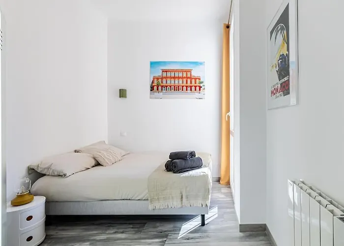 Charming Port Place Du Pin With Balcony Apartamento Niza